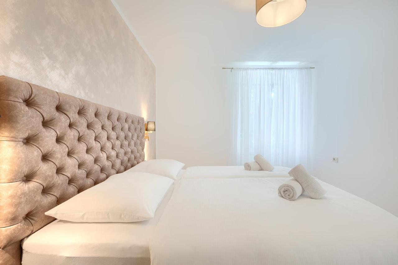 Calafati Apartment With Free Private Parking Риека Экстерьер фото
